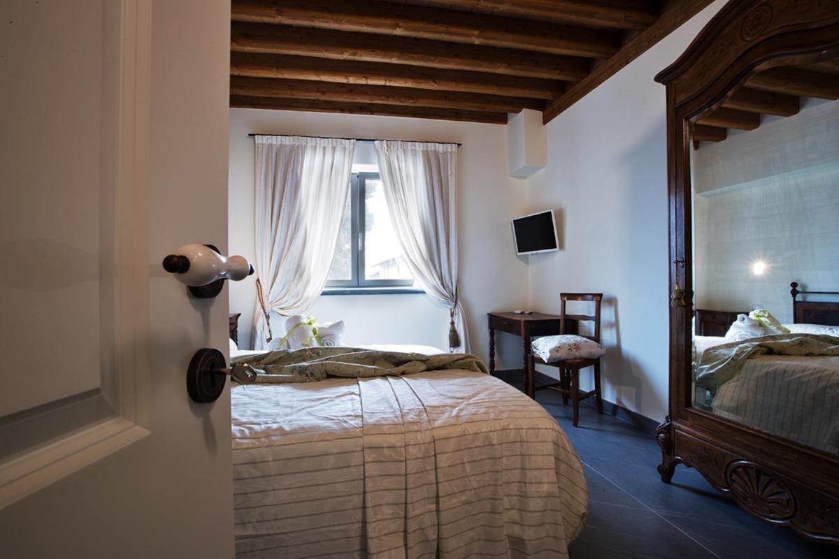 Agriturismo Tenuta Casteldardo Besenzone Exterior photo