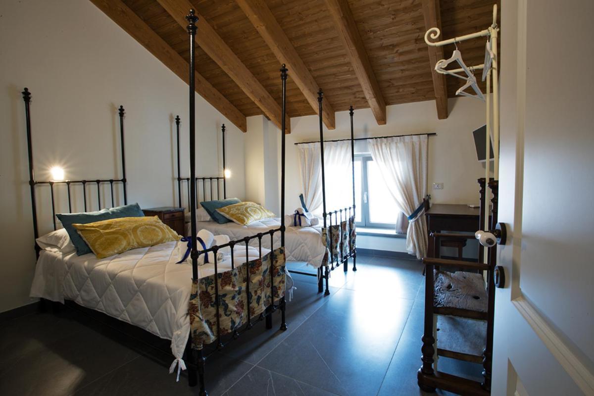 Agriturismo Tenuta Casteldardo Besenzone Exterior photo